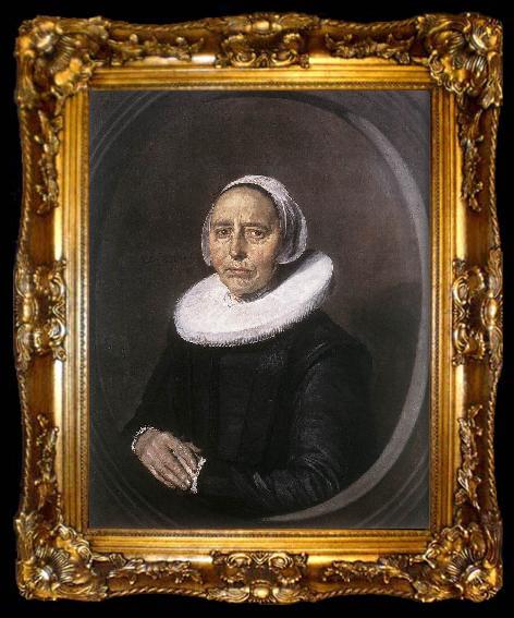 framed  HALS, Frans Portrait of a Seated Woman Holding a Fn f, ta009-2